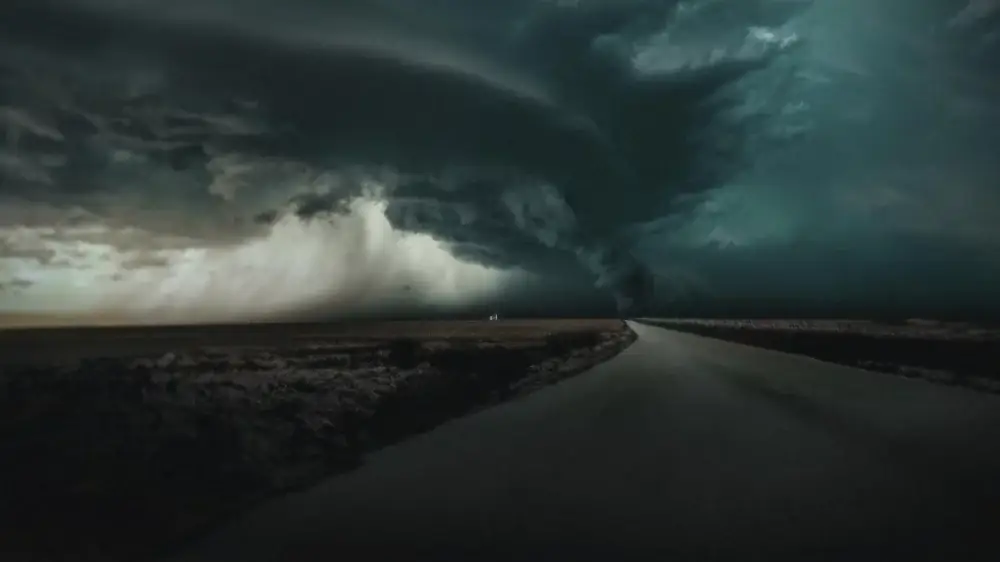 Assistir Tornado: Joplin em Ruínas em HD