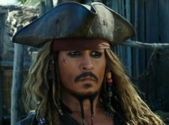 Assistir Johnny Depp deu a entender que pode retornar em “Piratas do Caribe”. em HD