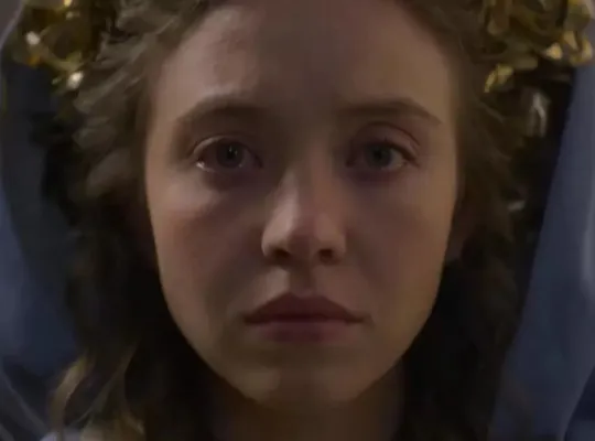 Assistir Elenco estrelado da série dramática "O Costume do País" com Sydney Sweeney é anunciado. em HD